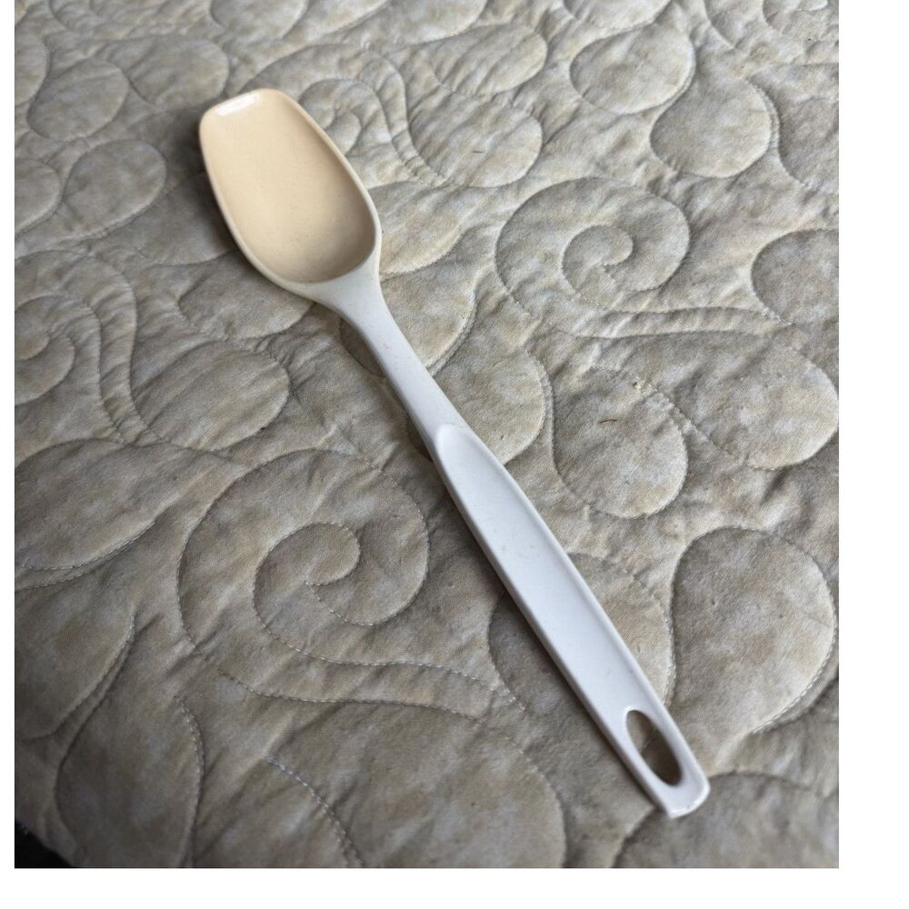 Foley Bone Color Plastic Spoon Kitchen Dipper Utensil Farmhouse VTG stained